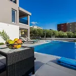 Bareta Апартаменты *