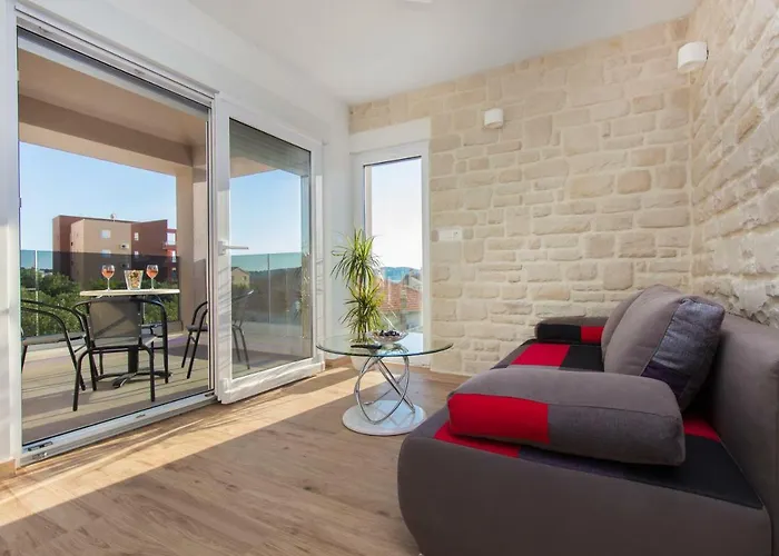 Bareta * Τρογκίρ